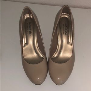 Tan heels only worn once!